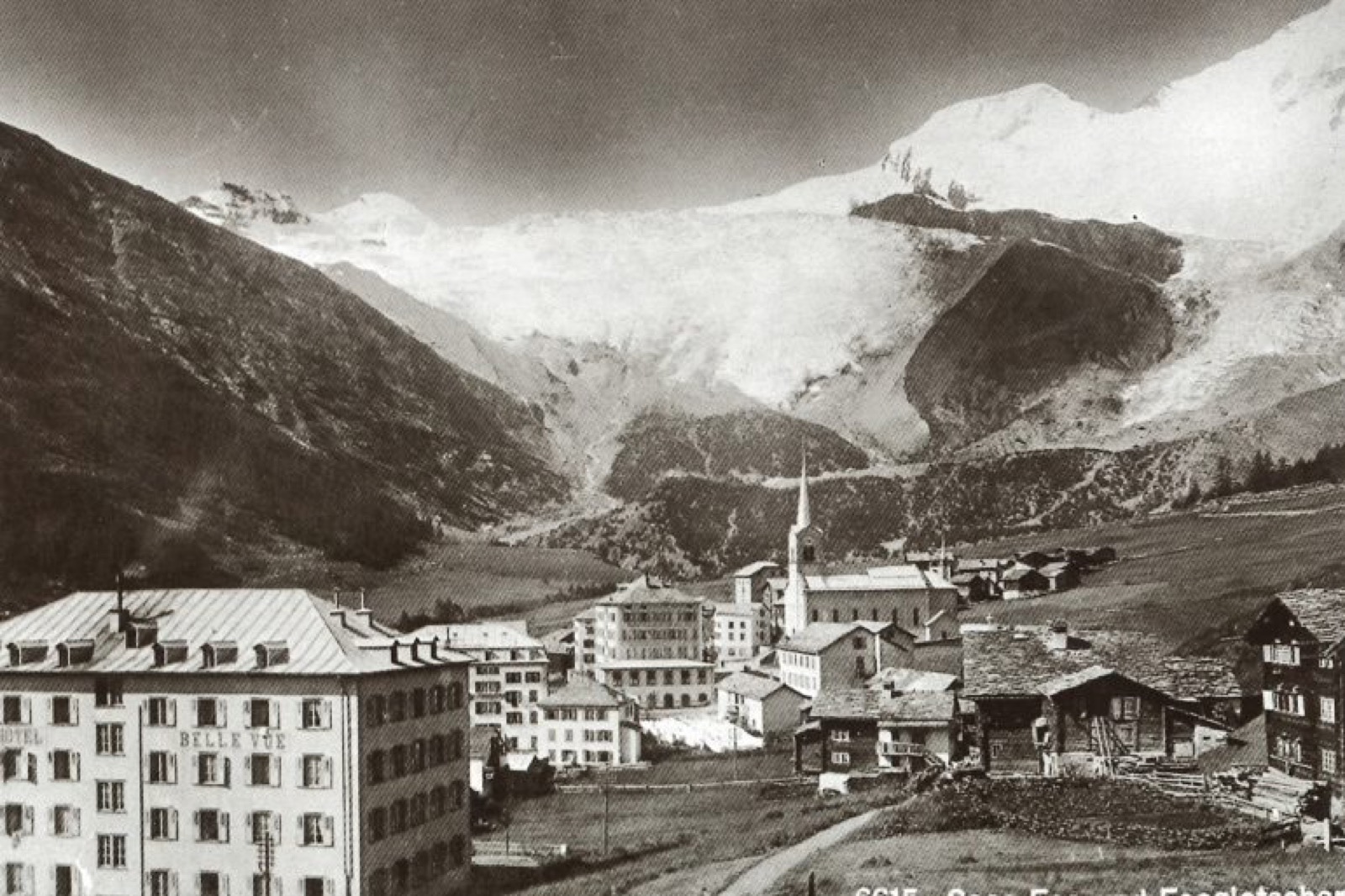 Grand Hotel Belle Vue and the village of Saas-Fee